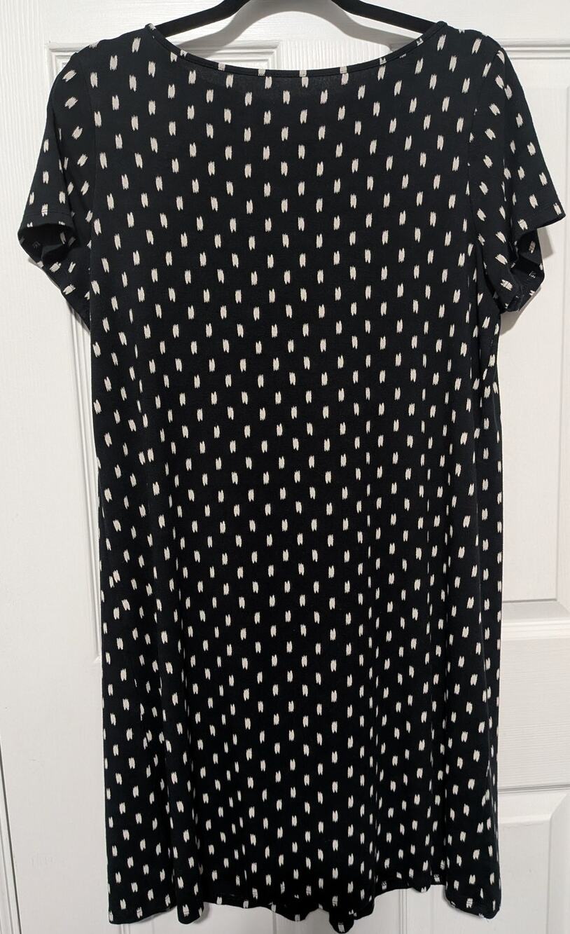 J.Jill Wearever Dress Women's Med Petit Black Cream Jersey Knit Shift Short Slv